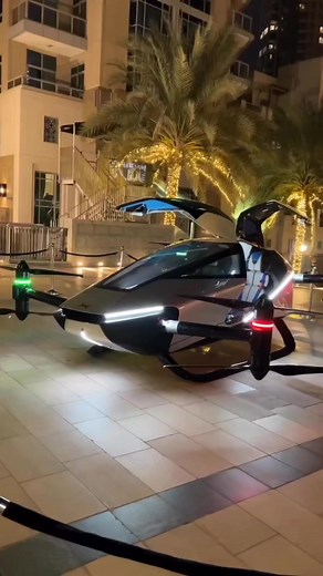 15K views · 231 reactions | Xpeng X2 ✨️✨️ The autonomous all electric VTOL flying car by XPENG AEROHT displayed in Dubai . VTOL (Vertical TakeOff And Landing ) | Lexstar Mobile | Facebook