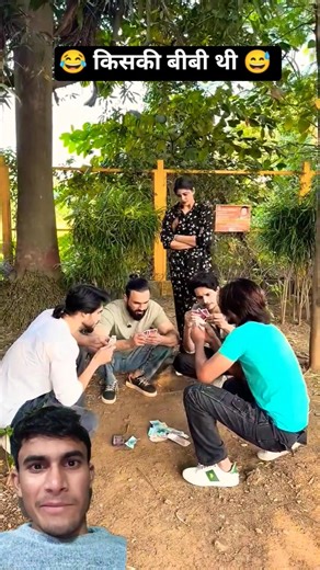 Introducing the "VitaWear SmartBand," a next-generation wearable gadget🎉