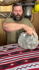 28K views · 481 reactions | this is a Fabulous keokuk geode site find dug by my family on our land. She was a enhydro geode from the hard shale layer of the earth. #pyrite #quartz #keokuk #geode #fabulous | KeokukGeodes | Facebook
