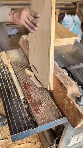 Techniques for cutting wood in the correct process for making furniture