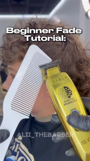 Beginner Fade Tutorial 💈✨ The EASIEST WAY TO ACCOMPLISH The Perfect Haircut ‪@HowToFade‬
