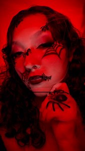 Vanessa Soto - Video: spider makeup tutorial 🕷️🕸️