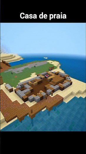 Building a beach house in Minecraft!