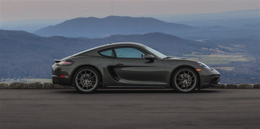 Next-Generation Porsche 718 Sports Cars Won't Go EV Only After All