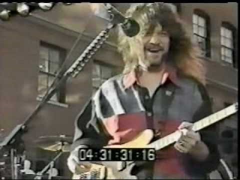 Van Halen - Poundcake (live 1991)
