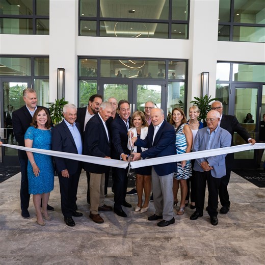 Celebrating the grand opening of our new Lifestyle Center! 🎉 Featuring a new lobby, two new dining venues (Blue Point and Aria Bar Rooftop), as well as three card rooms, game lounge and business center.♥ #grandopening #ribboncutting #lifestylecenter #bocawestlifestyle #bwcc #bocawestcountryclub #newbuilding #bocaraton #countryclublifestyle #livethelifeyoulove #lovethelifeyoulive | Boca West Country Club