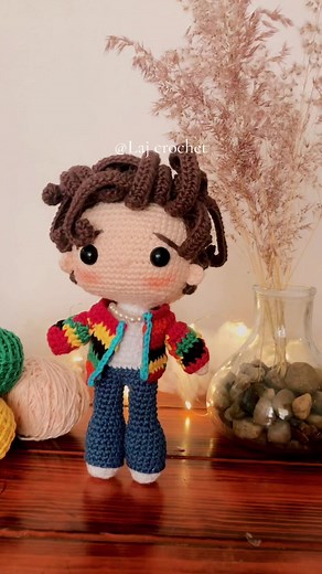 Cómo hacer un mini cárdigan para Harry Styles