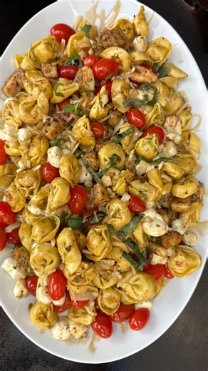 171K views · 664 reactions | Trying something NEW! Margherita Chicken tortellini on the @blackstoneproducts 36in omnivore griddle! #blackstone #blackstoneproducts #dinner #blackstonerecipes #blackstonemeals #griddlenation #griddlecooking #recipe #recipes #meal #reels #réel #reel #reelsinstagram #margherita #margheritachicken | Cook n woods | Facebook