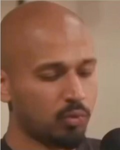 🤣🤣🤣🤣 Bruh is tryna make his points clear. 🤣 | King Wavy