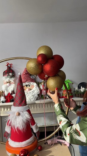 1.4M views · 21K reactions | Un cono stradale e un cerchio di plastica gigante creazione geniale #fblifestyle | CreativeMamy | Facebook