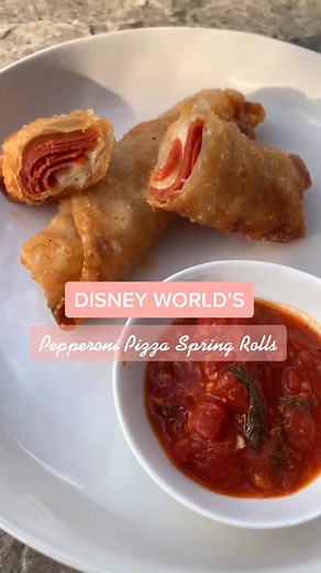 How to Make Disney World’s Pepperoni Pizza Spring Rolls at Home