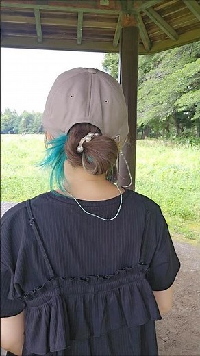 Struggling with your hair on cap days? 🧢✨ A quick and easy updo you can do in 30 seconds♡ It hold...