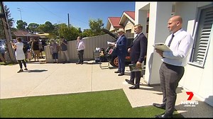An alarming new study has found less than a quarter of Adelaide suburbs can now be classed as both 'affordable' and 'family-friendly'. That may be about to change, with signs the local real estate market is running out of steam. 7NEWS Adelaide at 6pm | www.7NEWS.com.au #7NEWS | 7NEWS Adelaide