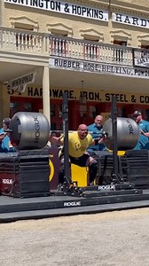 708K views · 3.3K reactions | Talk about squatting 헛험헔헩헬.  | SBD World’s Strongest Man | Facebook