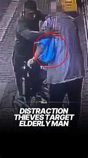 Distraction thieves steal elderly man's carry bag of money