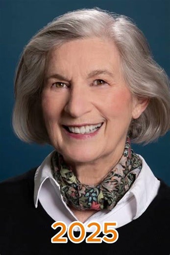 #Halloween (1978)| #series #films #nostalgia #michaelmyers