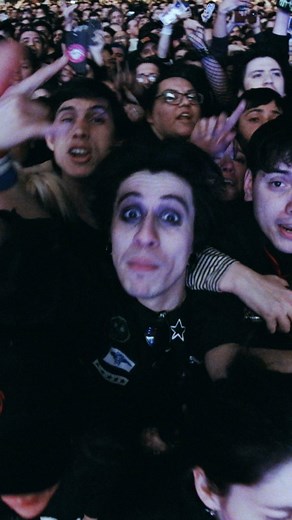 411K views · 18K reactions | Whatta beautiful sight that crowd is 朗  Ryan Baxley | Green Day | Facebook