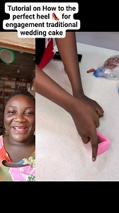 Tutorial on How to the perfect heel 👠 for engagement traditional wedding cake Video Credit @cakesbysharawow | Irresistiblecake joybunmi