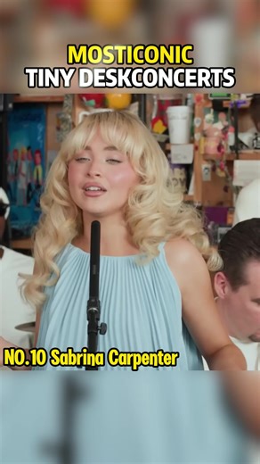 Who do you think is the best performer at the small table concert?#IconicPerformance#WhoDidItBetter #LiveMusic #FYP #ForYou🎶✨