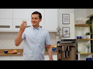 Magnifica Evo | First use and preparing coffee drinks