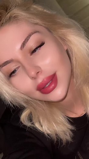 Blonde Hair Styles: Elegant Looks to Inspire You