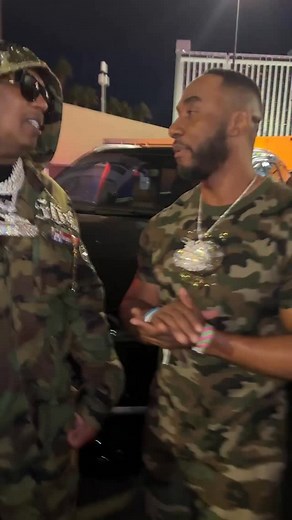 Just made history with my No Limit soldiers! Can’t wait to do @holdincourtpodcast with @iambigcourt Doing some big things @verzuztv | Master P