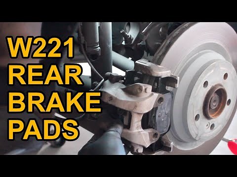 W221 Mercedes-Benz Rear Brake Pad Service