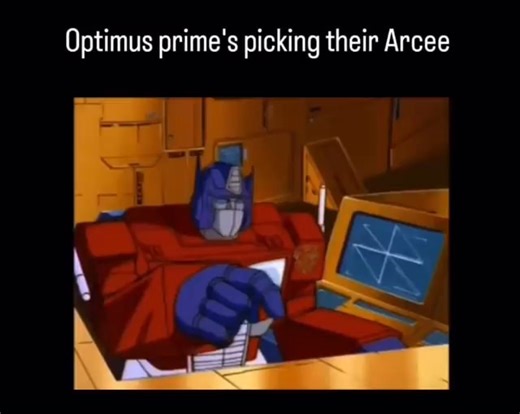 Optimus prime's picking their Arcee I - iFunny