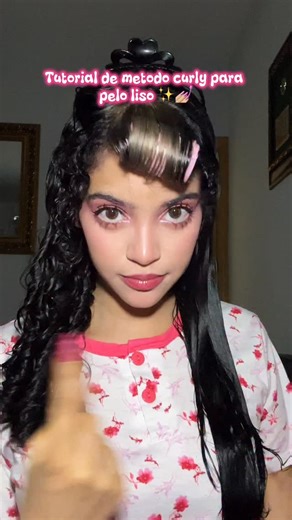 Memu on Instagram: "Tutorial para lacias definitivo 👅 #memu #Memusita #alt #hairtok"