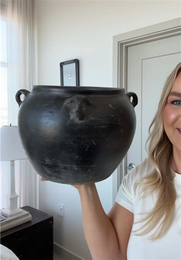 Incredible Clay Pot: A Long-Awaited Addition to My Wishlist