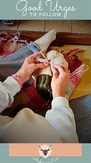 Knitting isn’t linear you know, cast on that new project 😘 #handmadeknitwear #igknitters #iknitsoidontkillpeople #iloveyarn #instaknitters #knitaddict #knitagram #knitaholic #knitallthethings #shareyourknits #tricoter #knitandbehappy #knitdesign #knitfastdiewarm #knitspo #knitstitch #knitstyle #knitsweater #knittedfashion #knitterslife #knittersofravelry #knitthat #knittingnerd #knittingofinstagram #knittingproject #knittingseason #knittingwithlove #knittingyarn #knitweardesigner | Audacious Ew