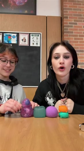 first fun fidget friday fo sho #needoh #fidget #wlw #funfridayfosho #needih