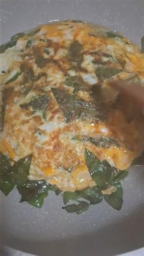 （非今天製錄的影片）本人自己煮的分享給本人兄長吃的九層塔蛋；本人自己煮的早餐『硬皮、脆皮的黑糖起司G排蛋』，飲品為濾掛咖啡（G排其實是本人自製的厚麵粉餅皮；2026年2月17日） #九層塔蛋 #早餐