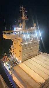 Loading cargo port Miami