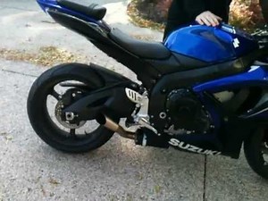 straight piped GSXR 600