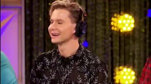 4.9K views · 203 reactions | Apple: “The new Mac Pro comes with up to 1.5 TB of ram, 65 cores, 39 kylie lipsticks and 50 tb of memory” Me acting like I know any of this means: | Bad bich | Facebook