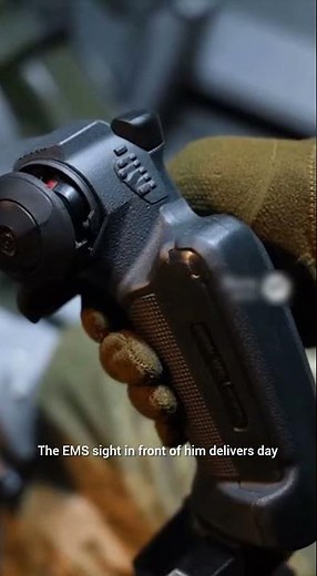 Where the Leopard 2 Gunner Sits 🎯🐆 | Tank Crew Positions Explained #Leopard2 #TankCrew #Military