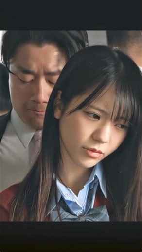 Japanese school girl and man in train🚉✨#Japan #Kindness #Shorts