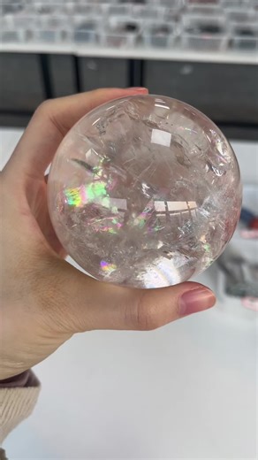 Beautiful and stunning rainbow inside#crystals #crystalshop #crystaltok #crystal #clearquart