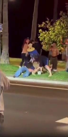 A man identifying as an ICE agent was beaten up by anti-Trump protesters.Was this deserved?