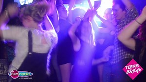 3K views · 95 reactions | La Teen's break c'était ouufff ! Merci à tous les breakers d'être venus. Quel plaisir de pouvoir rencontrer et partager avec ceux qui me suivent sur Internet. Hâte de vous retrouver à La Scala Club à Laval pour une deuxième soirée encore plus dingue  #8juillet #summer2017 | JLOW | Facebook