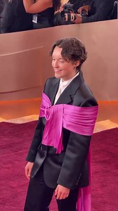 My theory on "non-binary" identities: Some women have extremely low self-esteem, which leads to them being uncomfortable with the idea of femininity. And after all, if women are supposed to be feminine and beautiful, but they're not feminine & don't *feel* beautiful, they must not be women. So they reject womanhood in favor of a more neutral label. "Non-binary." Now they don't have to deal with the associations or expectations of being a woman OR a man. As someone who has struggled with self-est