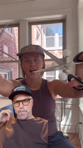 11K views · 21 reactions | She’s so cute! …and brave! 﫶 Type the word “kiwi” into the comments below and I’ll send you a link to download 31 haircutting and marketing videos. On me  | Travis Parker | Facebook