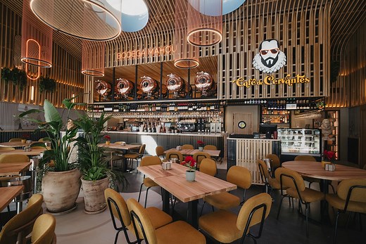Café de Cervantes, el nuevo restaurante de Madrid que rinde homenaje a los madrileños, sus tradiciones y a El Quijote