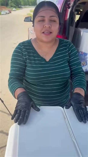 Martes de venta: vendiendo lonches en construcción