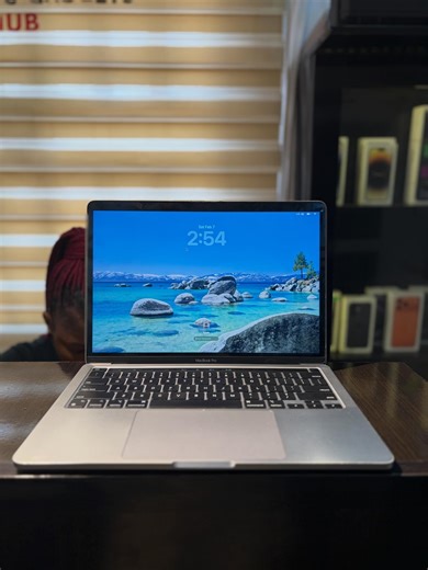 180 Gadgets | 🇬🇧Used Mint MacBook Pro 2020 Edition M1 Chip 16GB | 256GB Price —- 950,000 To order send us a direct message or call/whatsapp;... | Instagram