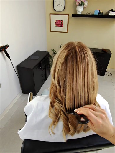 Mastering Curls: A Quick Hair Tutorial