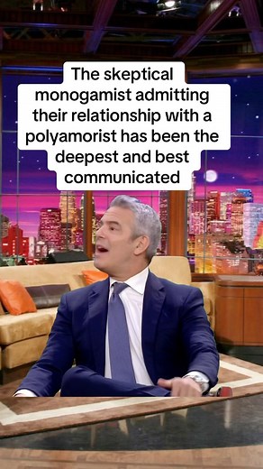 If we had a dollar for every time a monogamist said their relationship with a polyamorist had better communication and was deeper... Disclaimer: Polyamory isn’t more evolved than monogamy. They are simply two valid relationship orientations. However, being polyamorous often means you’ve critically reflected on the relationship scripts society conditions us into. Conscious monogamists are still rare. Monogamous individuals are less likely to unpack toxic monogamous conditioning like codependency 