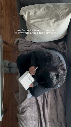 Annotating, highlighting, and getting lost in the story — fall edition 🍂