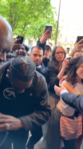 89 reactions · 18 comments |  Quand Travis Scott est à Paris… les...